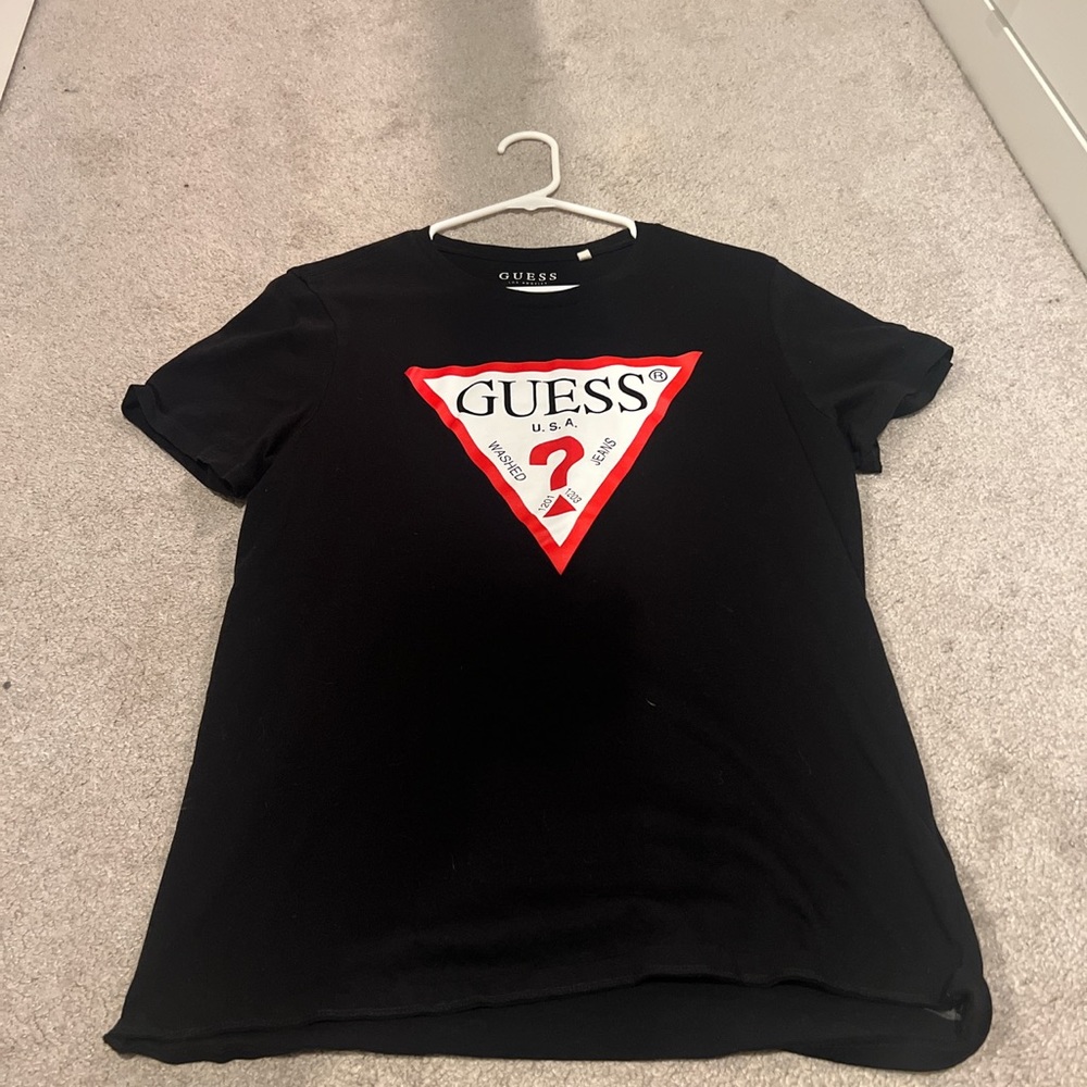 guess tshirt